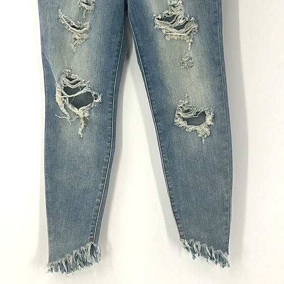 Judy, blue skinny fit, distressed Frayed Jeans SZ 7/28 - Picture 3 of 6
